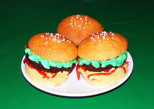 cupcakes ideas. Hamburger Cupcakes